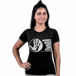 Camiseta Esporte Legal Não Ao Racismo - Feminina PRETO/BRANCO