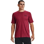 Camiseta Under Armour Left Chest - Masculina VINHO