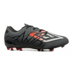 Chuteira de Campo Umbro Velocita Alchemist Club - Masculina PRETO