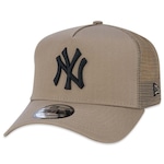 Boné New Era 940 A-Frame Trucker New York Yankees MLB Snapback Aba Curva MARROM CLARO