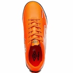 Chuteira Society Umbro Arcade - Adulto LARANJA/BRANCO