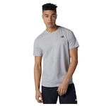 Camiseta New Balance Tenacity Logo - Masculina CINZA CLARO