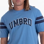 Camiseta Umbro College Concept - Unissex AZUL