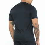 Camiseta Umbro Essential Diamond - Masculina PRETO