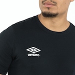 Camiseta Umbro Essential - Masculina PRETO