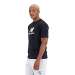 Camiseta New Balance Essentials Basic - Masculina PRETO/BRANCO