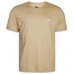 Camiseta New Era Core Flag Bordada - Masculina MARROM CLARO