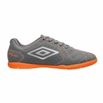 Chuteira Umbro Futsal Neo Striker - Adulto CINZA ESC/LARANJ CLA