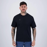 Camiseta Umbro Flame Ball - Masculina PRETO