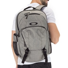 Mochila Oakley Blade Wet Dry – 30 Litros Mochila Oakley Blade Wet Dry - 30 Litros