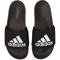 chinelo da adidas e da nike