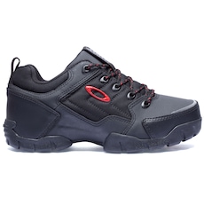 Tênis Oakley, Chinelo, Bota e Botinha Oakley Centauro