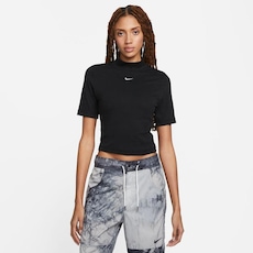 Camiseta Nike Sportswear Essential - Feminina