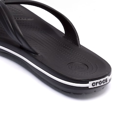 Chinelo Crocs Crocband Flip - Unissex - Foto 5