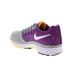 Tênis Nike Zoom Vomero 9 - Feminino - Foto 6