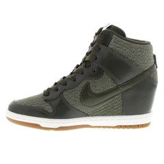 Tênis Nike Dunk Sky Hi Essential - Sneaker - Feminino - Foto 5