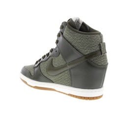 Tênis Nike Dunk Sky Hi Essential - Sneaker - Feminino - Foto 6
