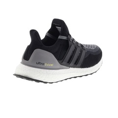 Tênis adidas UltraBoost - Feminino - Foto 8