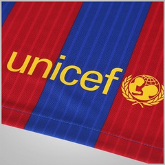 Camisa Barcelona I 16/17 Nike com Patrocínio - Infantil - Foto 9