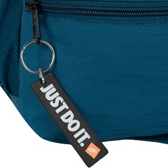 Mochila Nike Brasília JDI Mini - 11 Litros - Foto 7