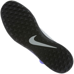 Chuteira Society Nike Phantom VIVSN Club DF TF - Adulto - Foto 10