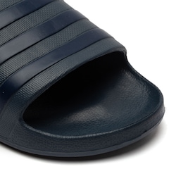 Chinelo adidas Adilette Aqua - Unissex - Foto 7