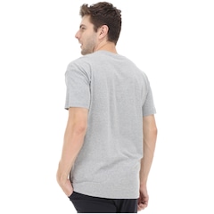 Camiseta Fila 93 - Masculina - Foto 3