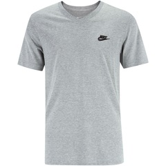 Camiseta Nike Club Vneck - Masculina - Foto 5