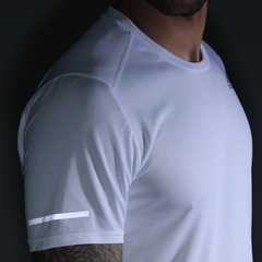 Camiseta adidas Run - Masculina - Foto 6