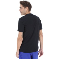 Camiseta adidas Essentials Linear Tee - Masculina - Foto 3