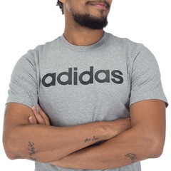 Camiseta adidas Essentials Linear Tee - Masculina - Foto 4