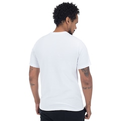 Camiseta Nike Tee Brand Mark - Masculina - Foto 3