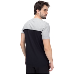 Camiseta Fila Letter Colors - Masculina - Foto 3