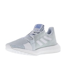 Tênis adidas SenseBoost Go - Feminino - Foto 4