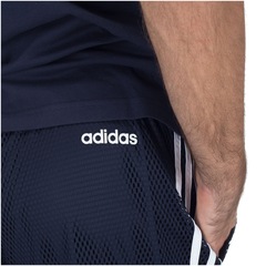 Bermuda adidas Essentials 3S Mesh - Masculina - Foto 3