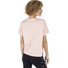 Camiseta adidas Core Fav T - Feminina - Foto 3