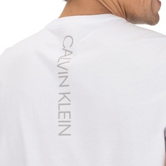 Camiseta Calvin Klein CK Básica - Masculina - Foto 5
