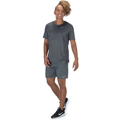 Bermuda Nike Run 7IN BF - Masculina - Foto 4