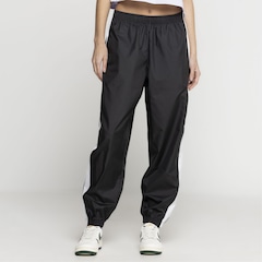 Calça Nike Sportswear Pant Woven Core - Feminina - Foto 5