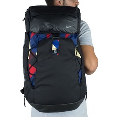 Mochila Nike Kyrie - 37 Litros - Foto 1