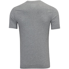 Camiseta Básica Nike Club Logo Pequeno Masculina - Foto 2