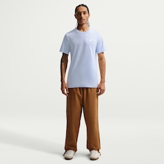 Camiseta Básica Nike Club Logo Pequeno Masculina - Foto 2