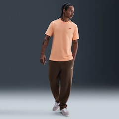 Camiseta Básica Nike Club Logo Pequeno Masculina - Foto 5