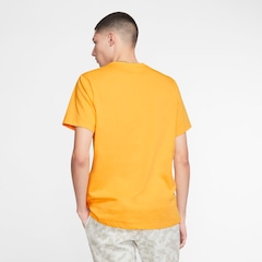 Camiseta Básica Nike Club Logo Pequeno Masculina - Foto 2