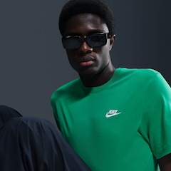 Camiseta Básica Nike Club Logo Pequeno Masculina - Foto 6
