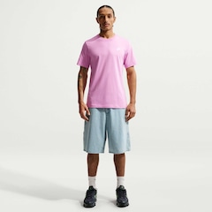 Camiseta Básica Nike Club Logo Pequeno Masculina - Foto 2