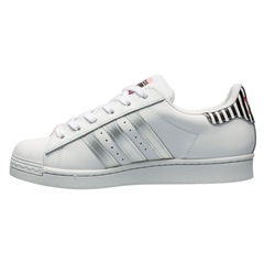 Tênis adidas Superstar - Feminino - Foto 5