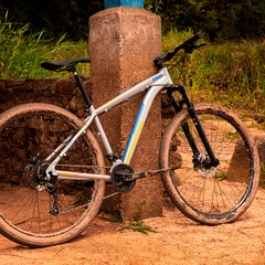 Mountain Bike Caloi Atacama Flex - Aro 29 - Freio a Disco Hidráulico - Câmbio Microshift - Foto 9