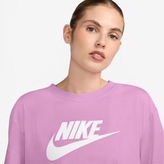 Blusa Cropped Nike Tee Sportswear Essential - Feminina - Foto 3