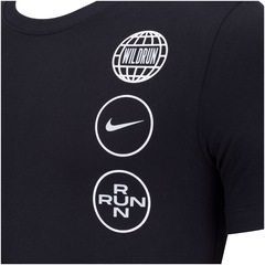 Camiseta Nike Dry Wild Run - Masculina - Foto 3